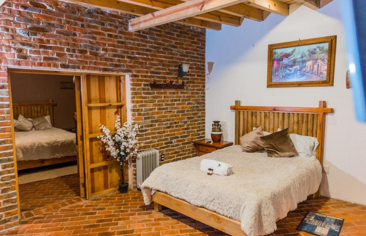 Hotel Colibri Pozos  Exterior photo